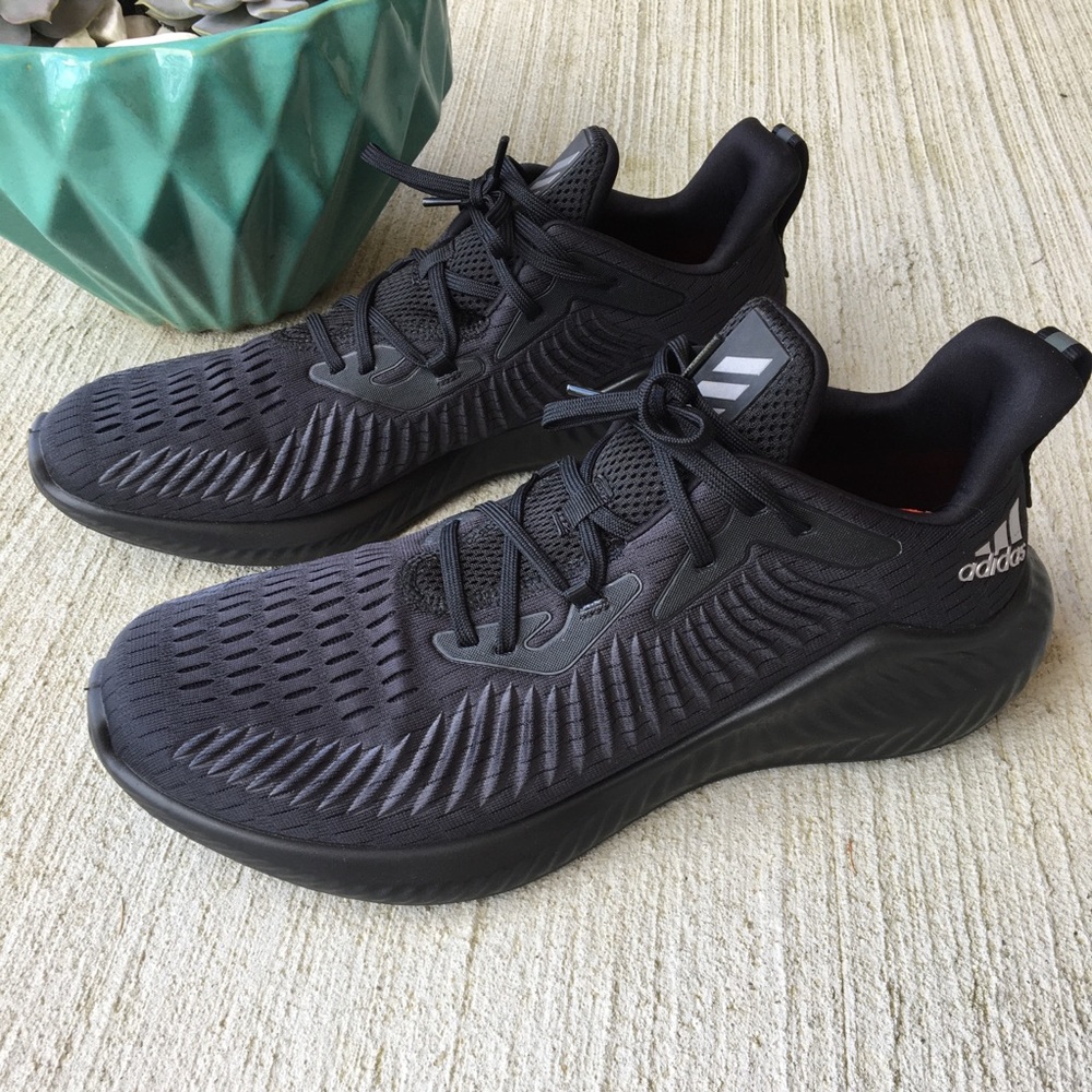 adidas +Bounce black tennis shoes 14